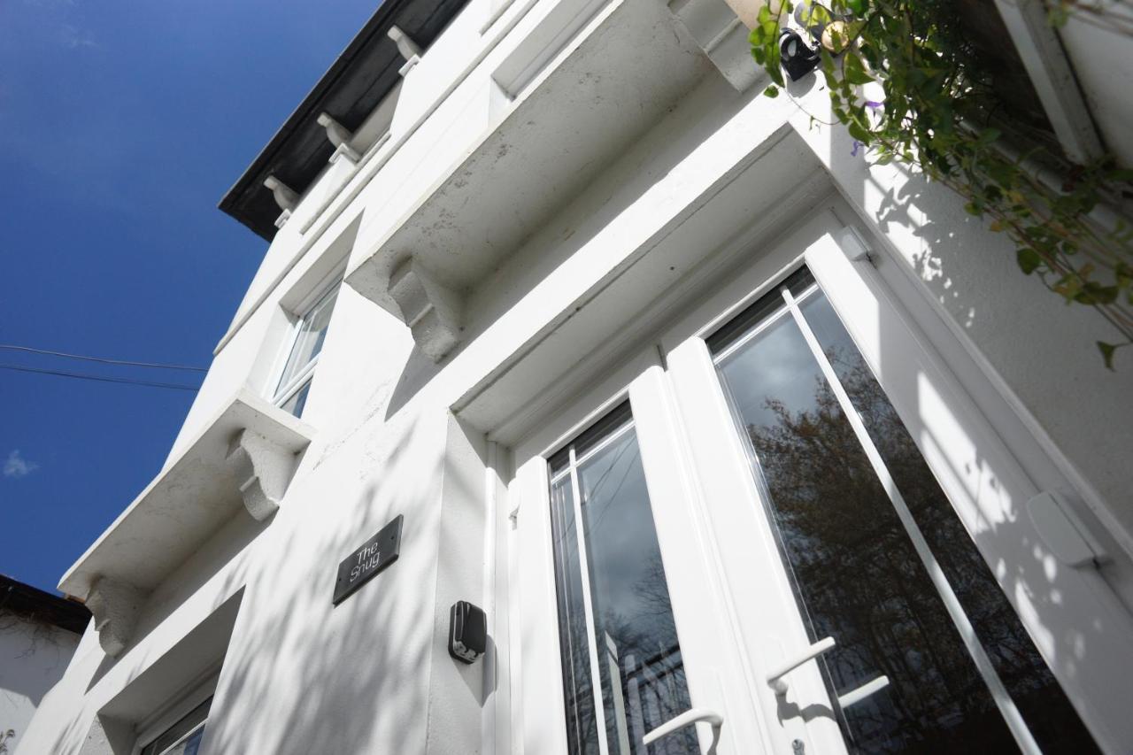 Stunning Pied-a-terre Moments From The Water. Apartment *